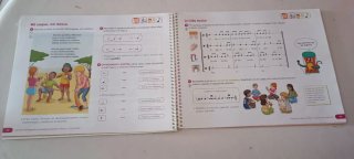 Libros de texto revuela 4° primaria