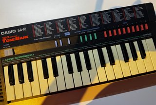 Teclado Casio Tone Bank SA-10