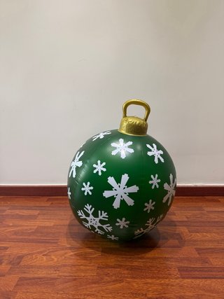 Bola Navideña Hinchable Gigante