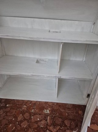 Casita de muñecas de madera
