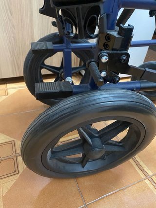 Silla de ruedas con cojin antiescaras