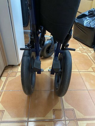 Silla de ruedas con cojin antiescaras