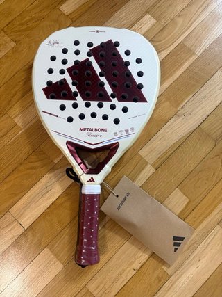 Pala Padel Adidas Metalbone Reserve 2026