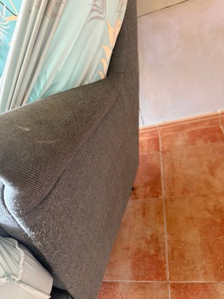 Sillón IKEA con funda estampado tropical
