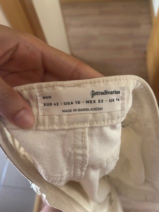Pantalones vaqueros blancos Stradivarius
