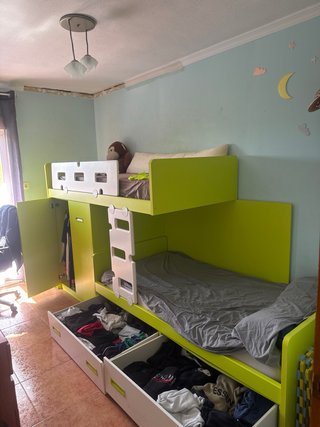 Cama nido juvenil verde y blanca