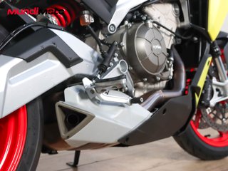APRILIA TUONO 660