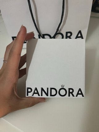 Cajas de joyas Pandora y bolsa