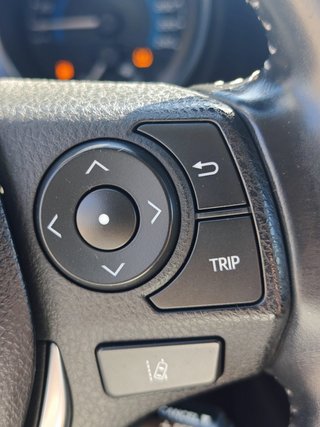 Toyota Auris 1.8 140H Advance Touring Sports