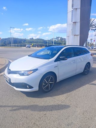 Toyota Auris 1.8 140H Advance Touring Sports