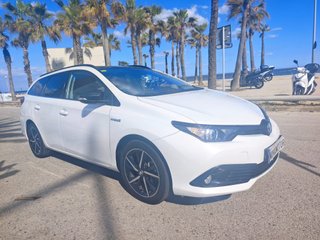 Toyota Auris 1.8 140H Advance Touring Sports