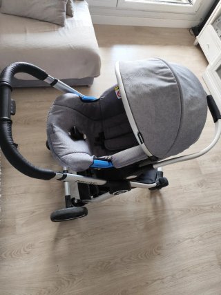 Carrito Bebé Carestino Deluxe