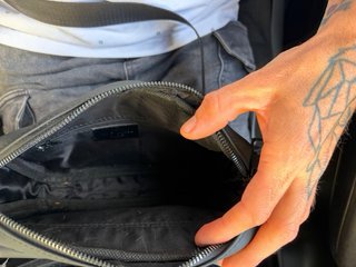 Bolso Louis Vuitton Gris