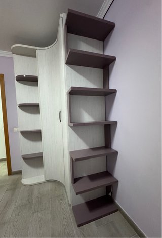 Cama nido juvenil con armario y escritorio