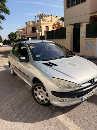 Peugeot 206 2003