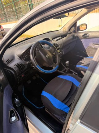 Peugeot 206 2003