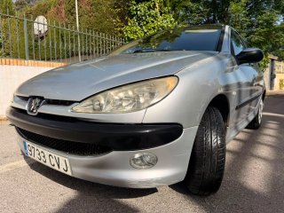 Peugeot 206 2003