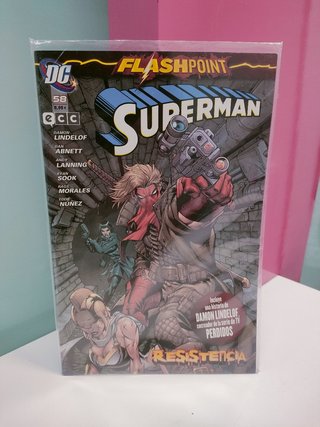 Comics Superman flashpoint Resistencia 58