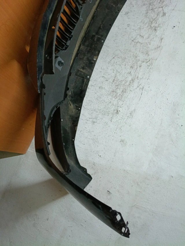 Paragolpes BMW Serie 1 F40