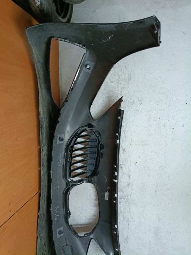 Paragolpes BMW Serie 1 F40