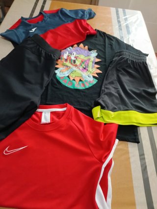 Lote Ropa Niño Camisetas y Pantalones
