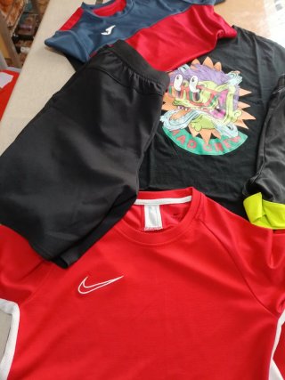Lote Ropa Niño Camisetas y Pantalones