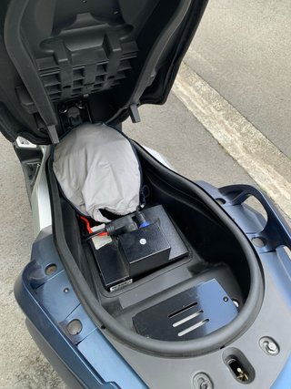 Scooter Eléctrica B o A1 Azul