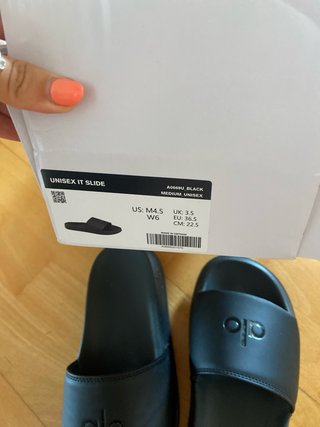 Sandalias Alo Negras