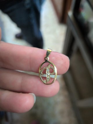 Colgante Oro Letra P con Circonitas
