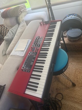 Teclado Nord Electro 6 HP