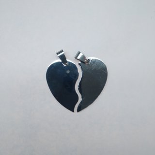 Bisuteria Colgante Corazon partido 2 acero