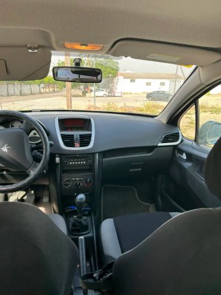 Peugeot 207 2007