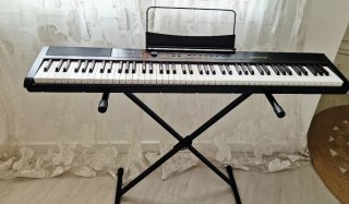 Piano Digital Artesia con Soporte