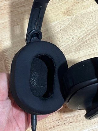 AKG K361 - Auriculares con almohadillas nuevas
