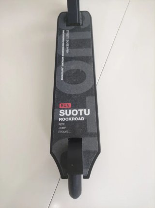 Patín Scooter Suotu para Trucos