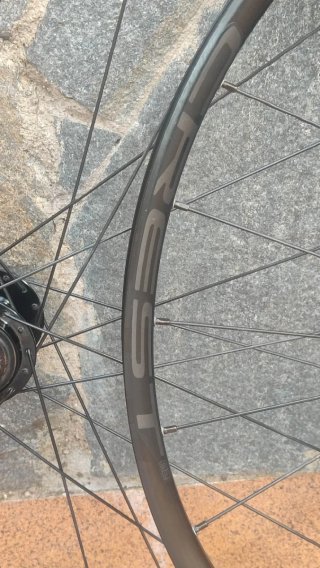 Juego Ruedas Cannondale Lefty 2