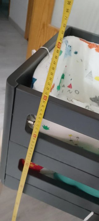 Cuna para bebé con ruedas ,marca micuna