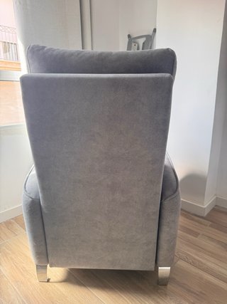 Sillón relax gris tela