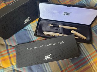 Montblanc Pluma y Bolígrafo en plata y oro