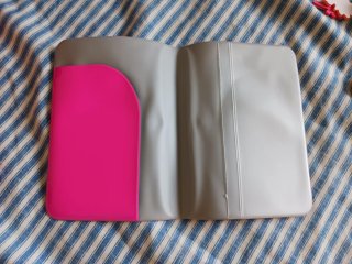 Portapasaporte e etichetta valigia Agatha Ruiz de la Prada