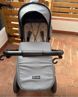 Silla de paseo Kinderkraft Nea 2 gris