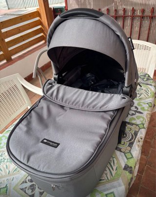 Silla de paseo Kinderkraft Nea 2 gris