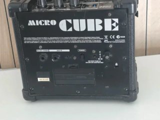 Roland Micro Cube Amplificador Portátil