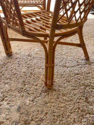 Sofá y 2 sillones de mimbre