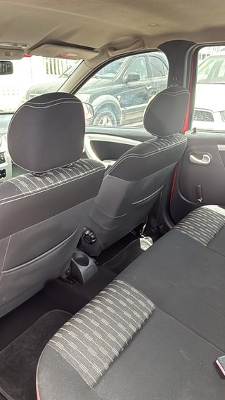 Dacia Logan 2012