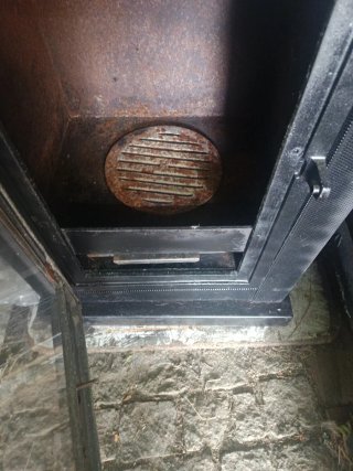 Estufa de leña de hierro