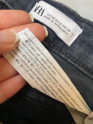 Pantalón pitillo Zara gris mujer