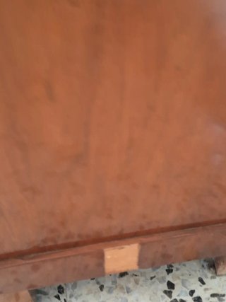 Armario muy antiguo de madera estilo Louis XV