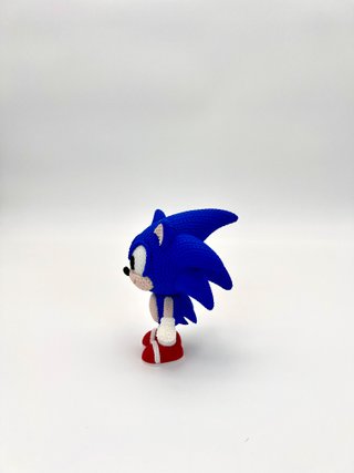 Sonic Knitted Figure – Figura Crochet del Erizo Má