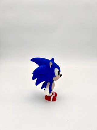 Sonic Knitted Figure – Figura Crochet del Erizo Má